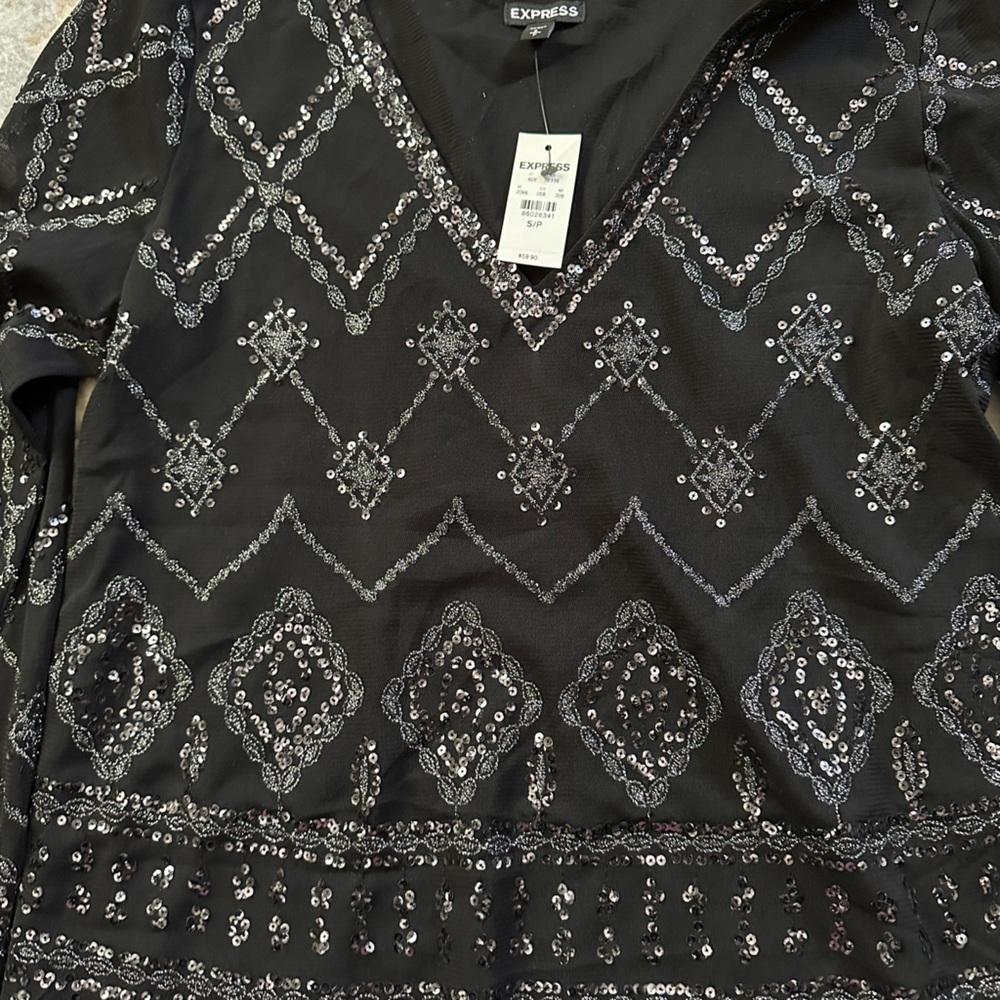 Express Blouse - Picture 2 of 3